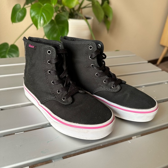 Black w/Pink Hi-Top Zipper-Back Vans “Missy”Size 13 - Picture 1 of 6